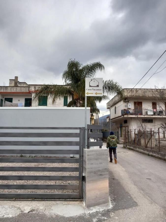 Napule E Villa Poggiomarino Bagian luar foto